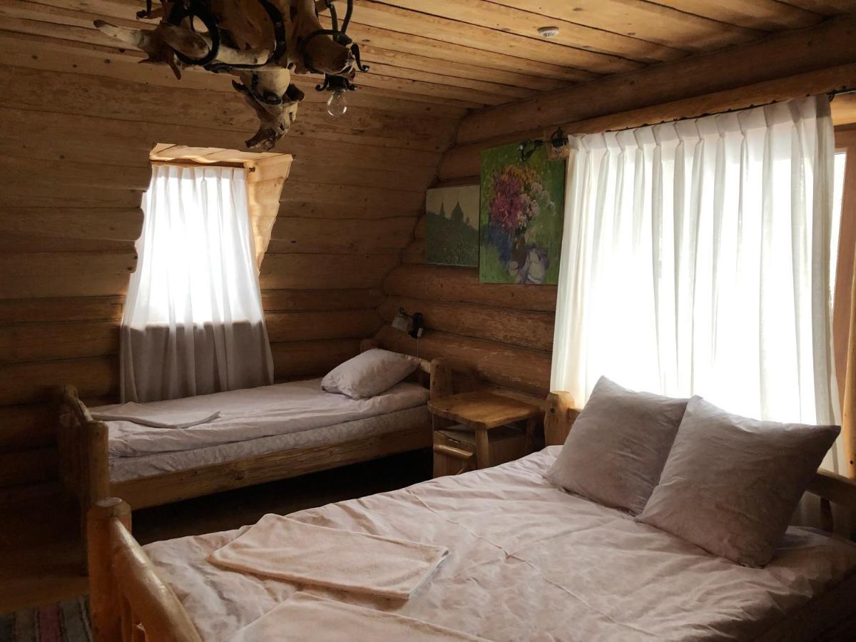 Pilipets Будинок Художника Шипіт מראה חיצוני תמונה